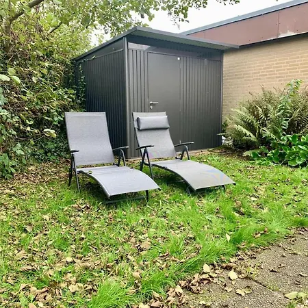 Modern Near Beach, Forest בית נופש *